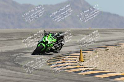 media/Oct-02-2025-Racers Edge (Thu) [[2c91cb6ab3]]/3-B Group/Session 4-Turn 12 (1pm)/